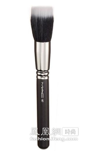 球最好用的8款化妆刷不朽情缘全面评点全(图7) 球最好用的8款化妆刷不朽情缘全面评点全(图7)